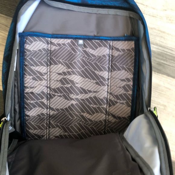 Columbia Mount Bailey Laptop Backpack - Picture 6 of 8